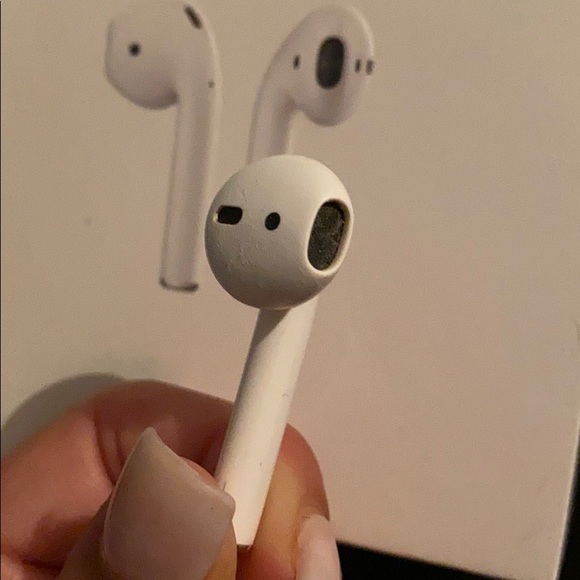 AIRPODS 1st GEN - Picture 10 of 10